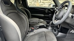 2024 (24) MINI HATCHBACK 1.5 Cooper Sport Premium 3dr Auto 3548532