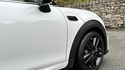 2024 (24) MINI HATCHBACK 1.5 Cooper Sport Premium 3dr Auto 3548592