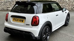 2024 (24) MINI HATCHBACK 1.5 Cooper Sport Premium 3dr Auto 3548587