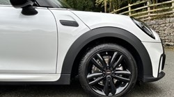 2024 (24) MINI HATCHBACK 1.5 Cooper Sport Premium 3dr Auto 3548591