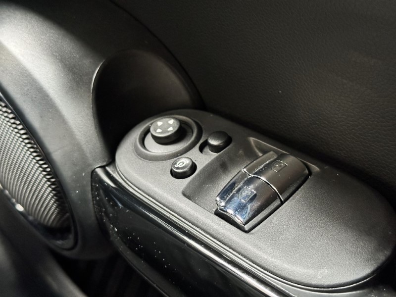 2024 (24) MINI HATCHBACK 1.5 Cooper Sport Premium 3dr Auto 3548548