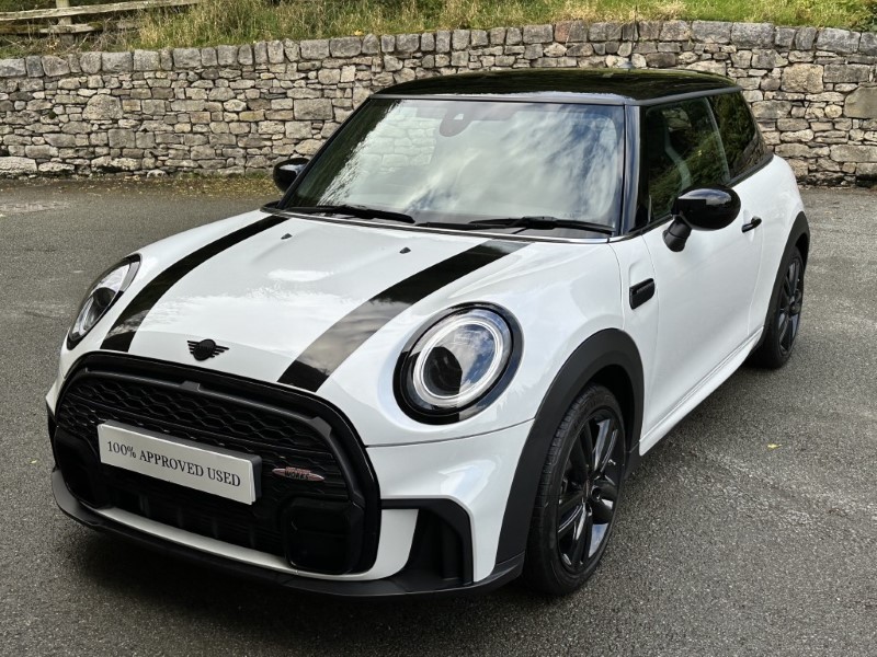 2024 (24) MINI HATCHBACK 1.5 Cooper Sport Premium 3dr Auto 3548567