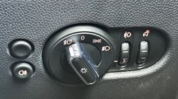 2024 (24) MINI HATCHBACK 1.5 Cooper Sport Premium 3dr Auto 3548549