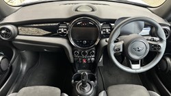 2024 (24) MINI HATCHBACK 1.5 Cooper Sport Premium 3dr Auto 3548537