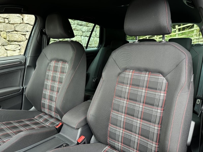 2019 (69) VOLKSWAGEN GOLF 2.0 TSI 245 GTI Performance 5dr DSG 3528228