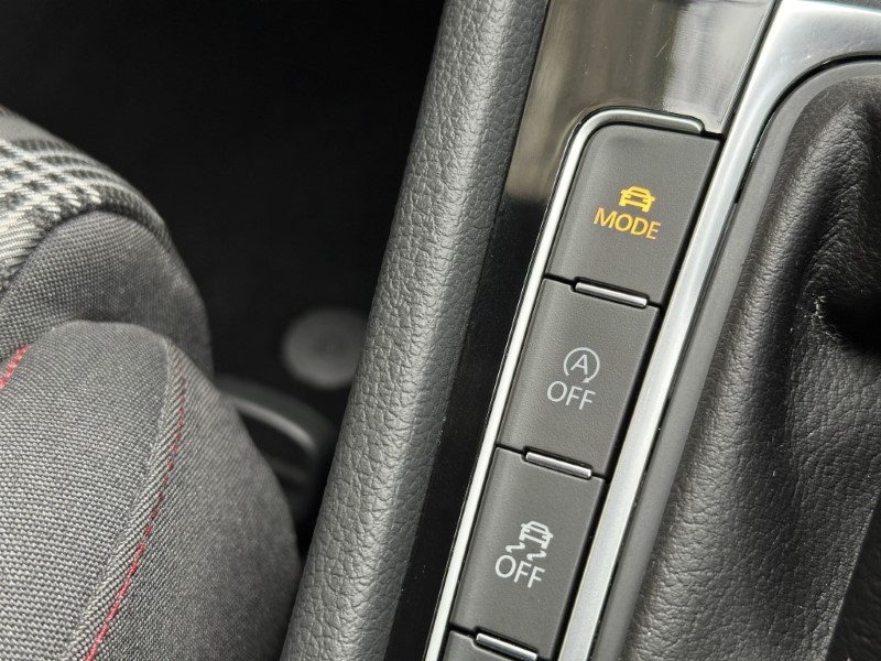 2019 (69) VOLKSWAGEN GOLF 2.0 TSI 245 GTI Performance 5dr DSG 3528209