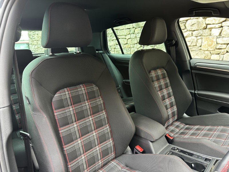 2019 (69) VOLKSWAGEN GOLF 2.0 TSI 245 GTI Performance 5dr DSG 3528199