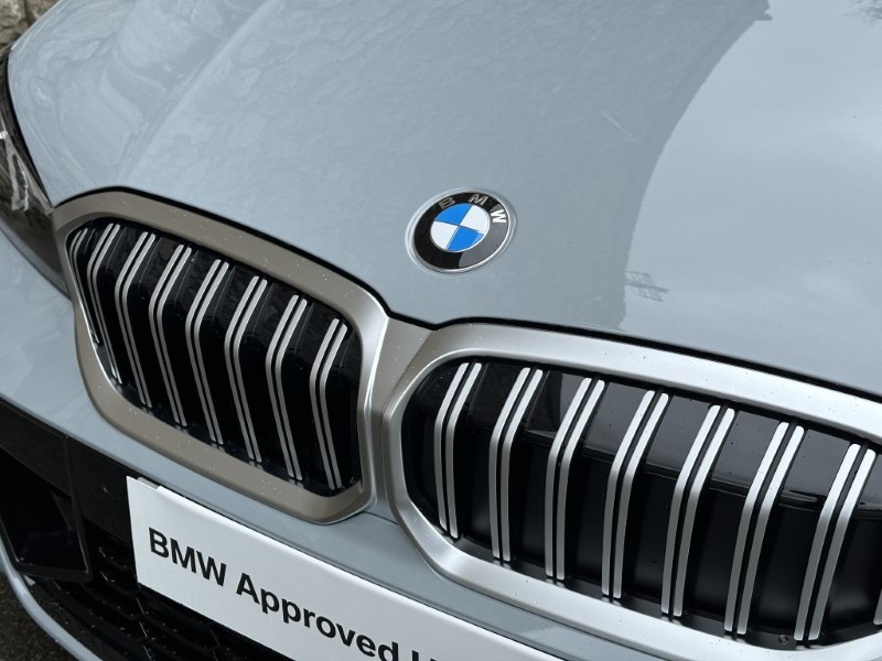 2024 (74) BMW 3 SERIES 320i M Sport 4dr Saloon 3488418