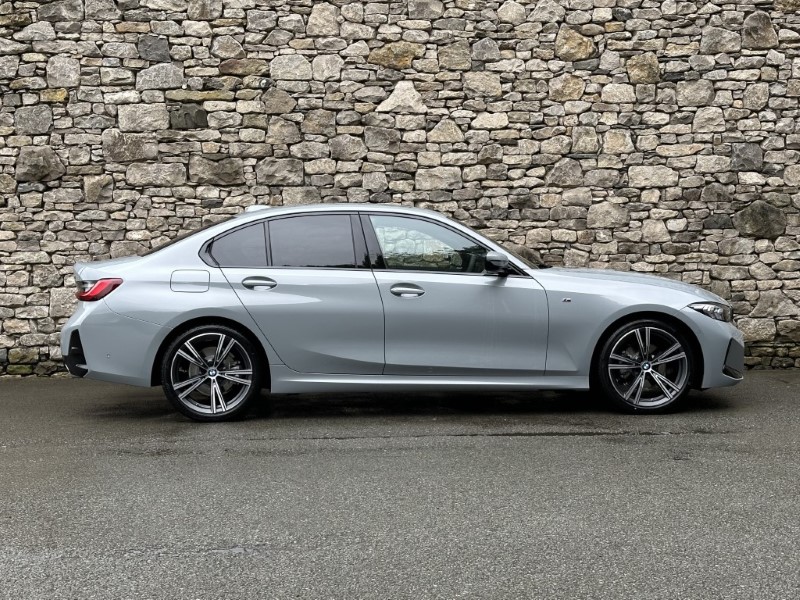 2024 (74) BMW 3 SERIES 320i M Sport 4dr Saloon 3488386