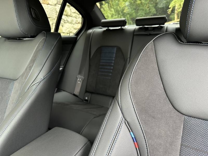 2024 (74) BMW 3 SERIES 320i M Sport 4dr Saloon 3488423