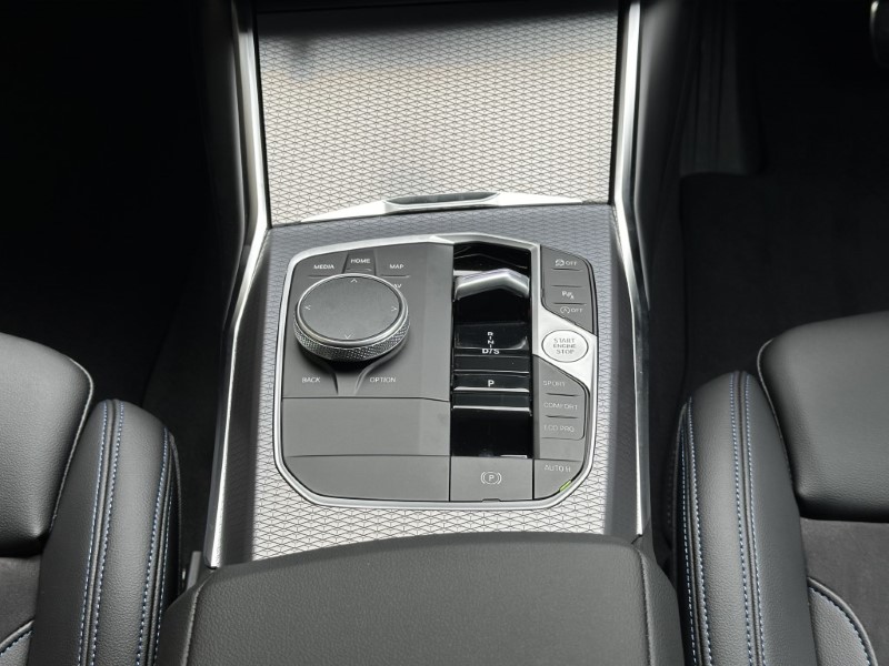 2024 (74) BMW 3 SERIES 320i M Sport 4dr Saloon 3488399