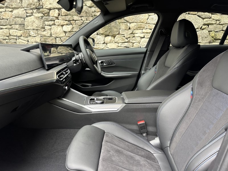 2024 (74) BMW 3 SERIES 320i M Sport 4dr Saloon 3488420