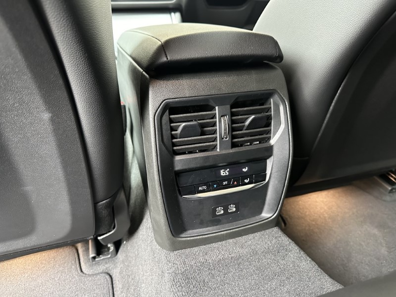 2024 (74) BMW 3 SERIES 320i M Sport 4dr Saloon 3488435