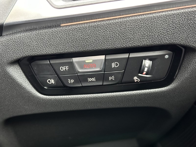 2024 (74) BMW 3 SERIES 320i M Sport 4dr Saloon 3488413