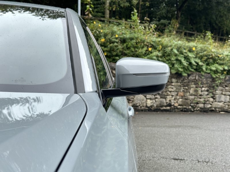 2024 (74) BMW 3 SERIES 320i M Sport 4dr Saloon 3488433