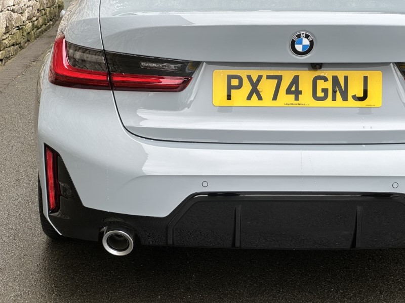 2024 (74) BMW 3 SERIES 320i M Sport 4dr Saloon 3488387