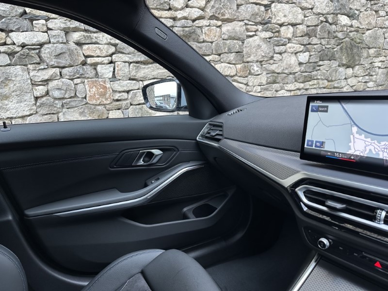 2024 (74) BMW 3 SERIES 320i M Sport 4dr Saloon 3488406