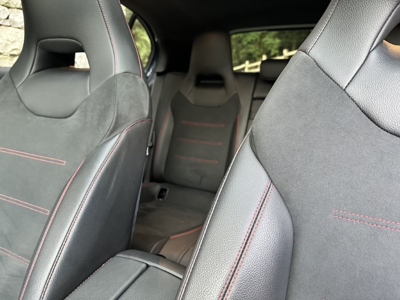 2020 (69) MERCEDES-BENZ A CLASS A200 AMG Line Premium Plus 5dr Auto 3551667