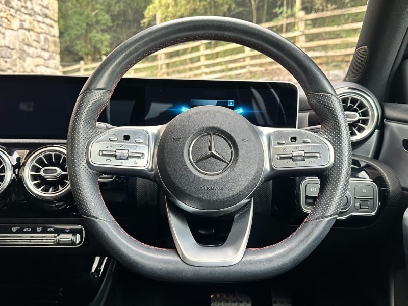 2020 (69) MERCEDES-BENZ A CLASS A200 AMG Line Premium Plus 5dr Auto 3551643