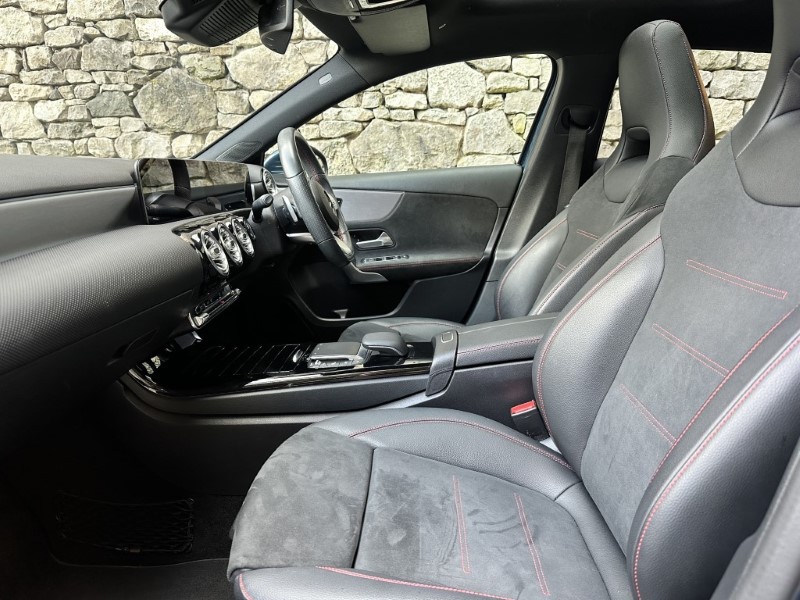 2020 (69) MERCEDES-BENZ A CLASS A200 AMG Line Premium Plus 5dr Auto 3551664