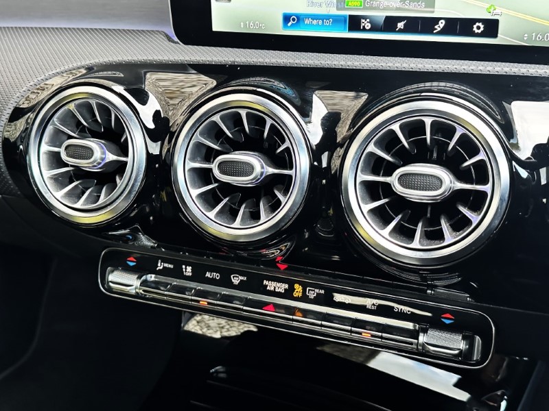 2020 (69) MERCEDES-BENZ A CLASS A200 AMG Line Premium Plus 5dr Auto 3551658