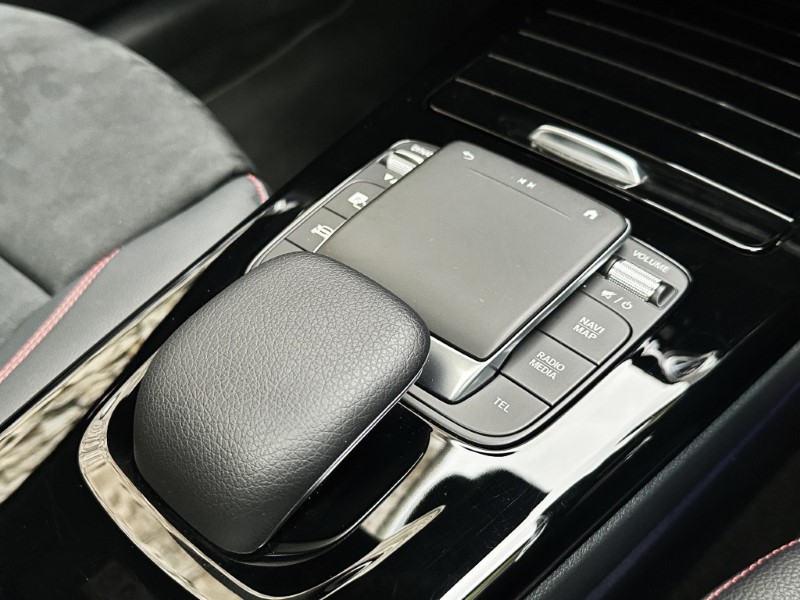 2020 (69) MERCEDES-BENZ A CLASS A200 AMG Line Premium Plus 5dr Auto 3551647