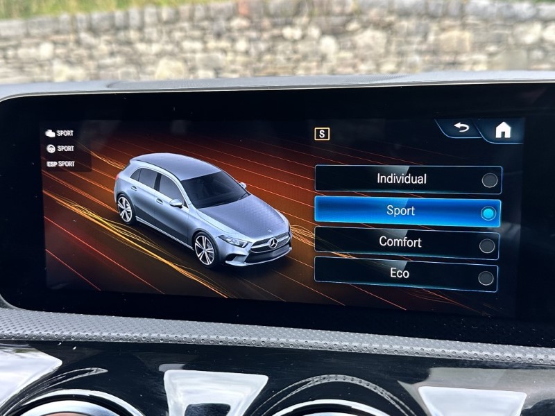 2020 (69) MERCEDES-BENZ A CLASS A200 AMG Line Premium Plus 5dr Auto 3551687