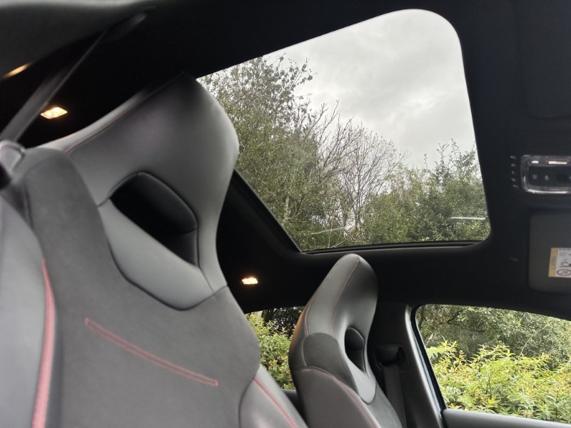 2020 (69) MERCEDES-BENZ A CLASS A200 AMG Line Premium Plus 5dr Auto 3551711