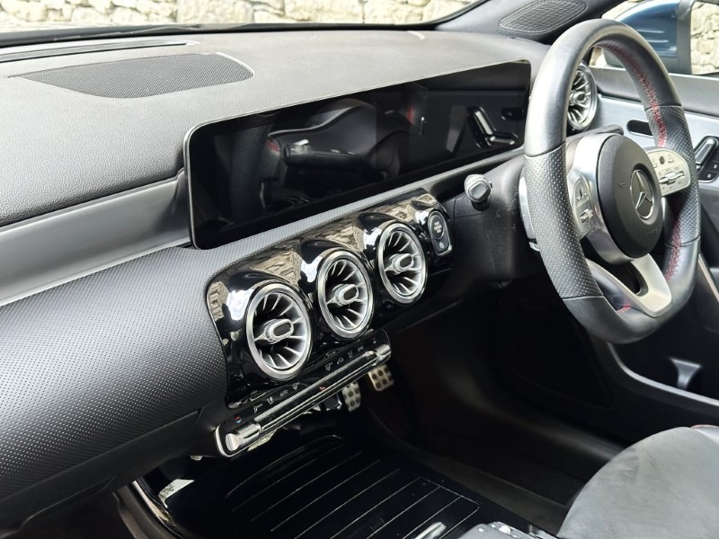 2020 (69) MERCEDES-BENZ A CLASS A200 AMG Line Premium Plus 5dr Auto 3551666