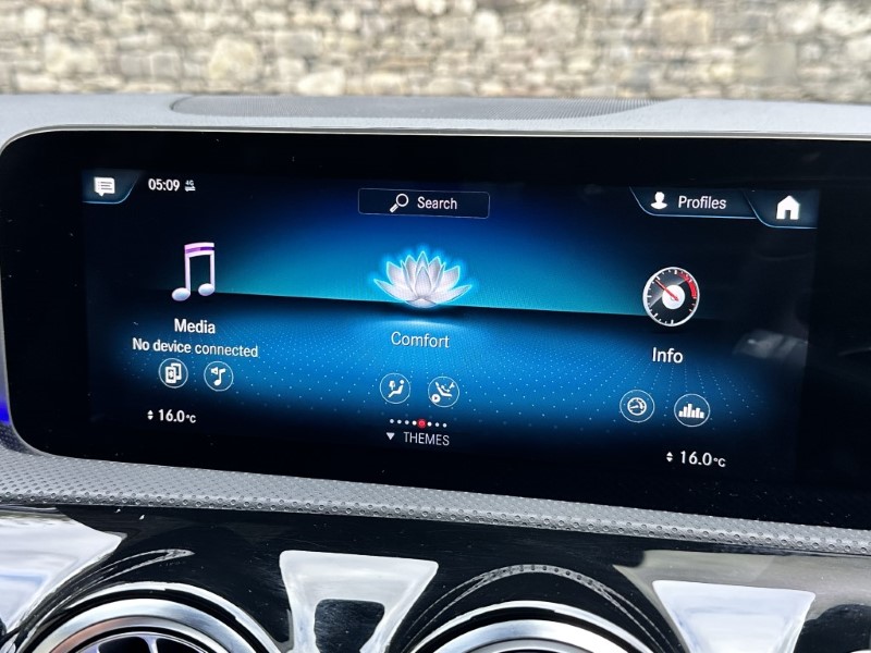 2020 (69) MERCEDES-BENZ A CLASS A200 AMG Line Premium Plus 5dr Auto 3551690