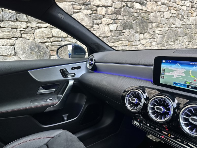 2020 (69) MERCEDES-BENZ A CLASS A200 AMG Line Premium Plus 5dr Auto 3551648