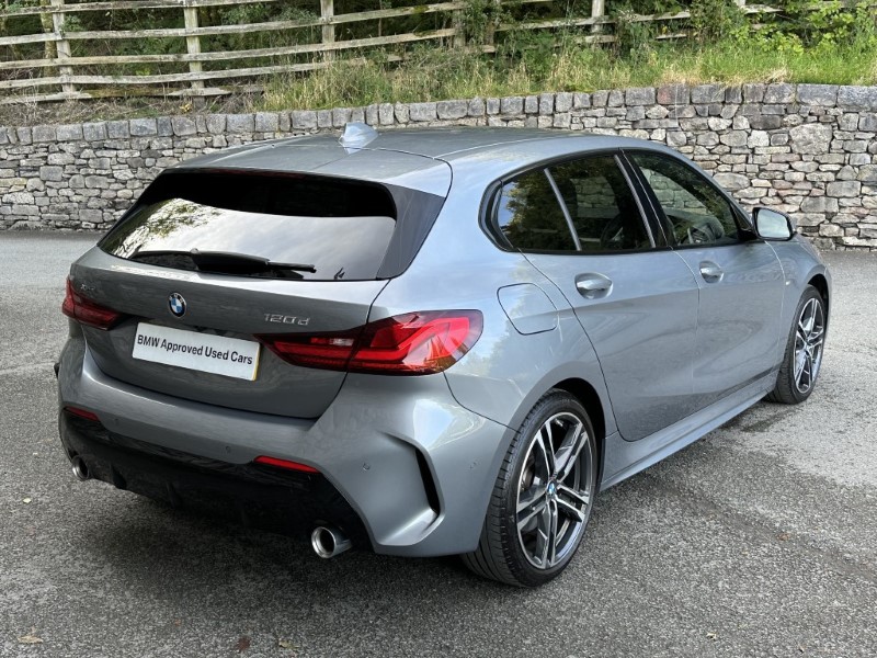 2022 (22) BMW 1 SERIES 120d xDrive M Sport 5dr Step Auto [LCP] 3505414