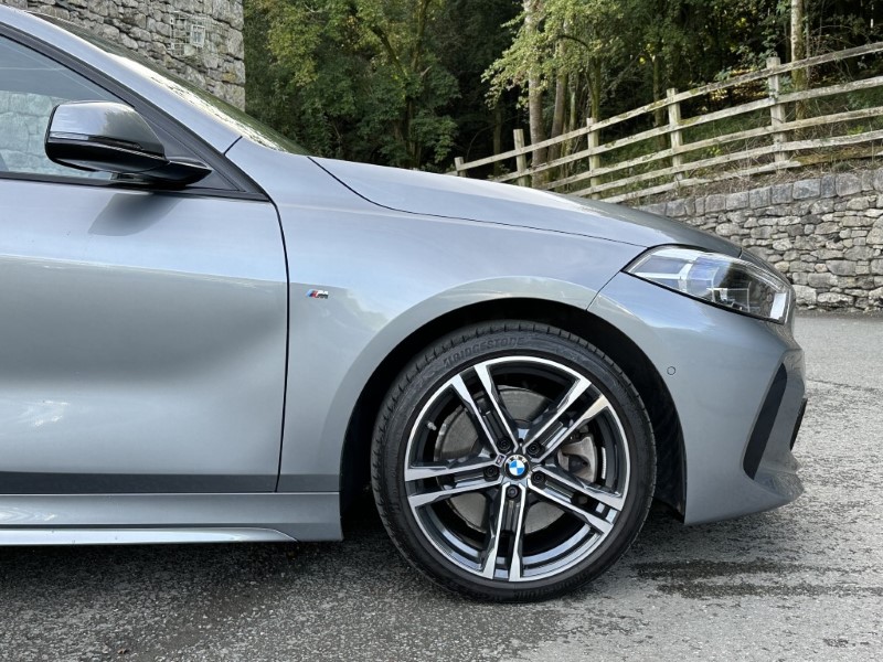 2022 (22) BMW 1 SERIES 120d xDrive M Sport 5dr Step Auto [LCP] 3505418