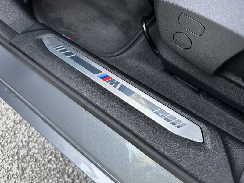 2022 (22) BMW 1 SERIES 120d xDrive M Sport 5dr Step Auto [LCP] 3505383