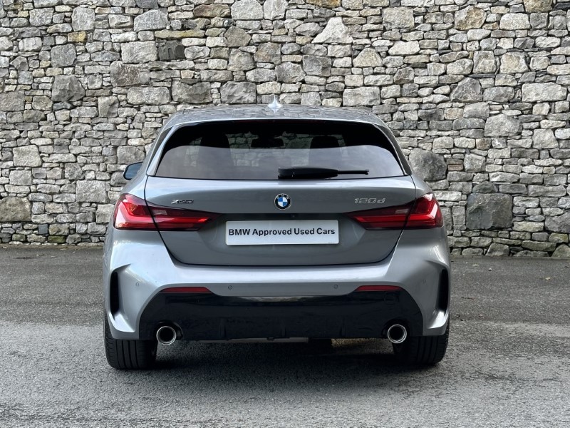 2022 (22) BMW 1 SERIES 120d xDrive M Sport 5dr Step Auto [LCP] 3505390