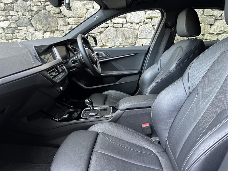 2022 (22) BMW 1 SERIES 120d xDrive M Sport 5dr Step Auto [LCP] 3505377