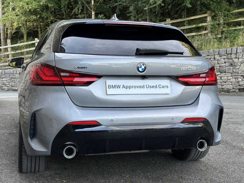 2022 (22) BMW 1 SERIES 120d xDrive M Sport 5dr Step Auto [LCP] 3505349