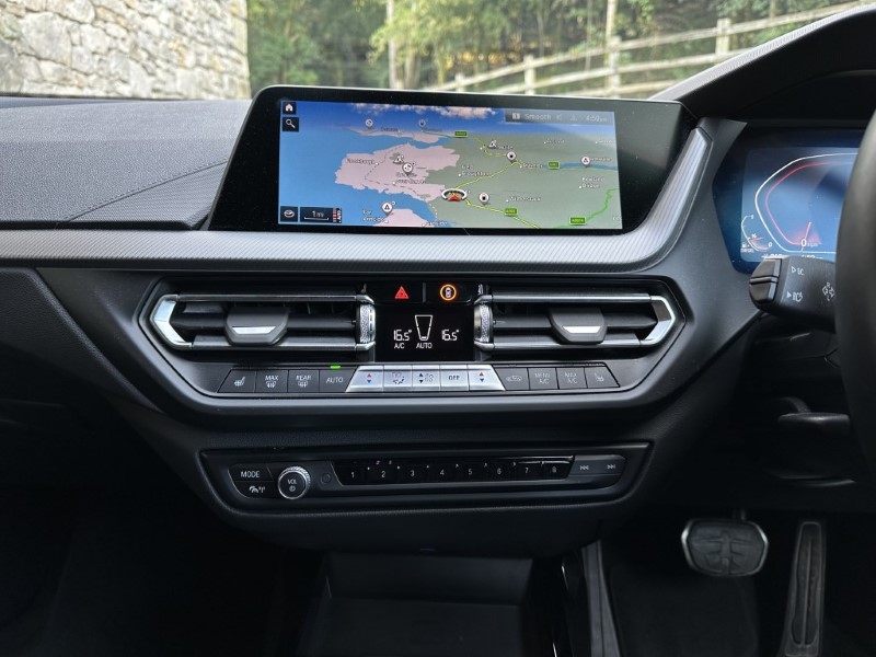 2022 (22) BMW 1 SERIES 120d xDrive M Sport 5dr Step Auto [LCP] 3505362