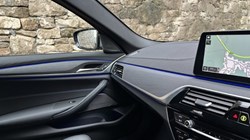 2022 (71) BMW 5 SERIES 520d xDrive MHT M Sport Touring 3538455