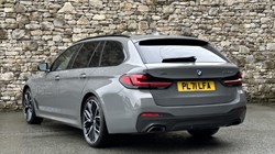 2022 (71) BMW 5 SERIES 520d xDrive MHT M Sport Touring 3538958