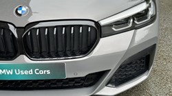 2022 (71) BMW 5 SERIES 520d xDrive MHT M Sport Touring 3538953
