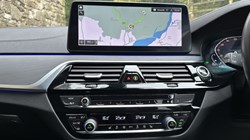 2022 (71) BMW 5 SERIES 520d xDrive MHT M Sport Touring 3538474