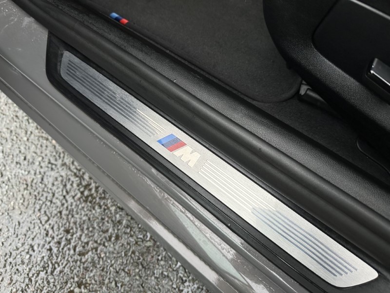 2022 (71) BMW 5 SERIES 520d xDrive MHT M Sport Touring  3538482