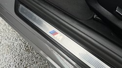 2022 (71) BMW 5 SERIES 520d xDrive MHT M Sport Touring 3538482