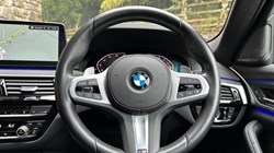 2022 (71) BMW 5 SERIES 520d xDrive MHT M Sport Touring 3538475