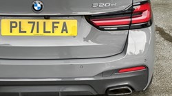 2022 (71) BMW 5 SERIES 520d xDrive MHT M Sport Touring 3538946