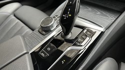 2022 (71) BMW 5 SERIES 520d xDrive MHT M Sport Touring 3538453