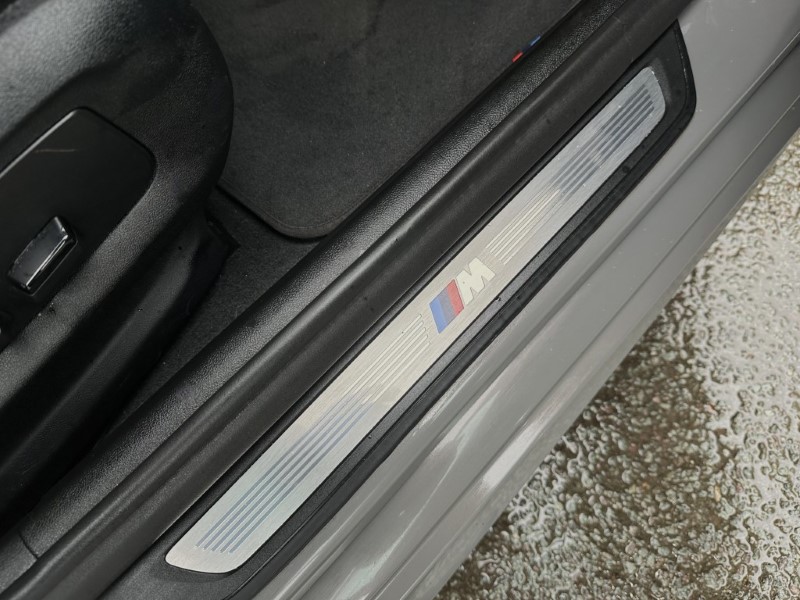 2022 (71) BMW 5 SERIES 520d xDrive MHT M Sport Touring  3538469