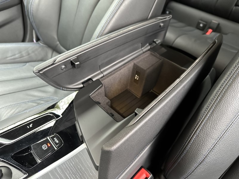 2022 (71) BMW 5 SERIES 520d xDrive MHT M Sport Touring  3538495