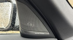 2022 (71) BMW 5 SERIES 520d xDrive MHT M Sport Touring 3538464